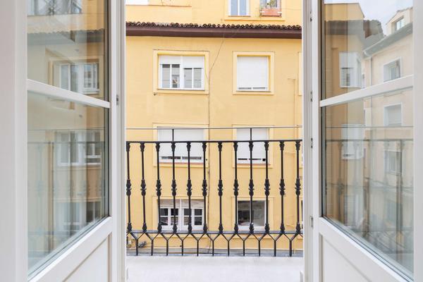 Luxury 2BR at Palacio Real