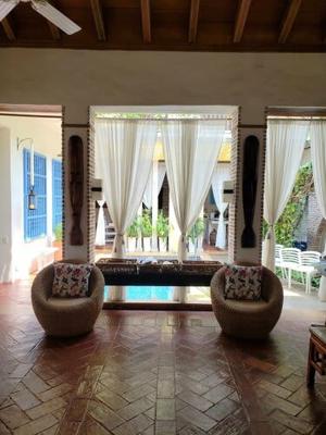 w *| Divine 4BR House w/ pool in Cartagena