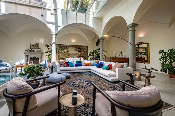 Stunning Suite w/Terrace in Florencia