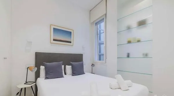 Chic 1BR in the Vibrant Chueca Neighborhood