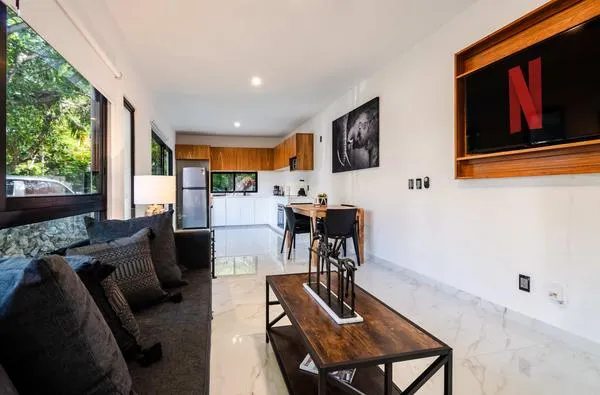 Sunny 2BR Hideaway in Playacar