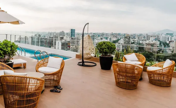Stylish 2BR Retreat w/ Pool in Barranco