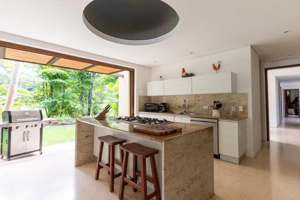 Beautiful 4BR Villa at Mesa de Yeguas