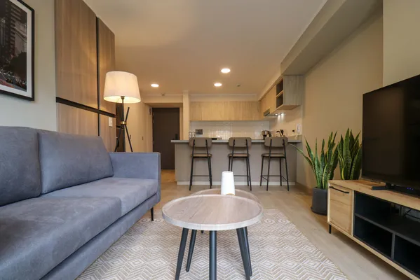 Beautiful 2BR w/ Balcony  in Miraflores