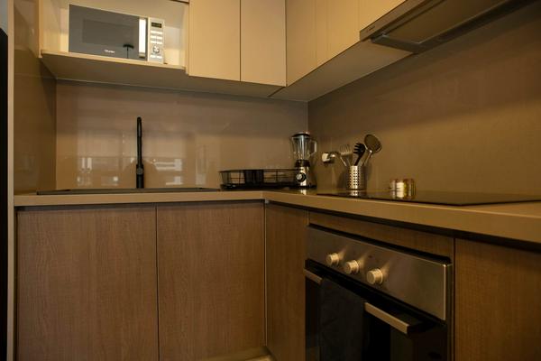 Modern 1BR in Exclusive San Isidro