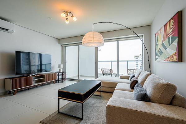 Stunning 2BR w/ Balcony in Costa del Este
