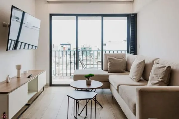 Deluxe 2BR in Magdalena with Pool & Gym