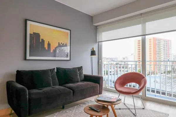 Modern 2BR with Balcony in Barranco