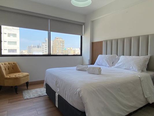 Beautiful 3BR with balcony in Miraflores