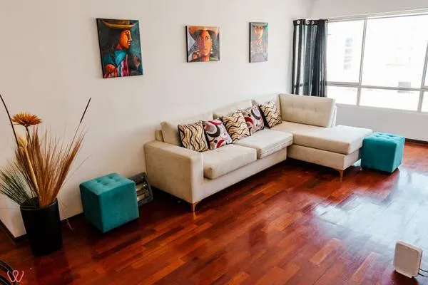 Warm 2BR w/ Great View in Miraflores