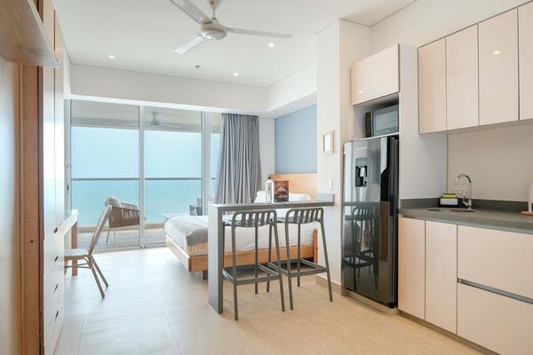 Deluxe Loft  w/ Balcony & View in Crespo