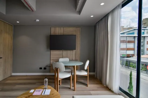 Elegant 1BR w/ Great Deco in Unicentro