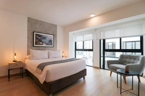 Executive 1BR Duplex in Miraflores