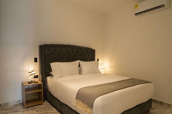 Radiant 1BR w/ AC near Ciudad Amurallada