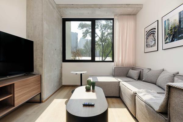 Distinctive 2BR in the Heart of San Rafael