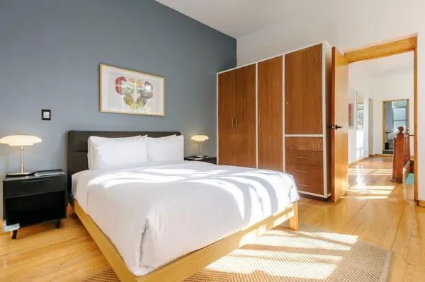 Enchanting 3BR Two Story House in Roma Norte