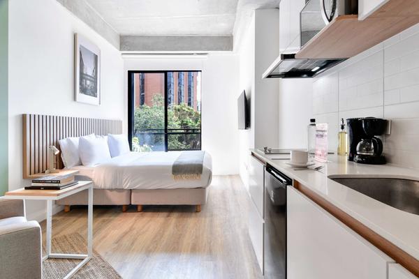 Radiant Loft w/ balcony in Chapinero