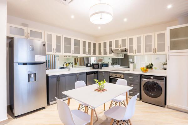 Lovely 1BR with Balcony in Panama