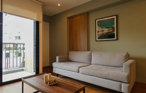Lovely 2BR w/ Balcony  in Miraflores
