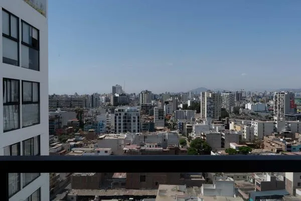 Amazing 1BR w/ Balcony in Barranco