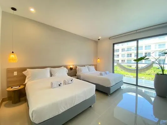 Modern 2BR w/ Refreshing Pool in Manzanillo Beach