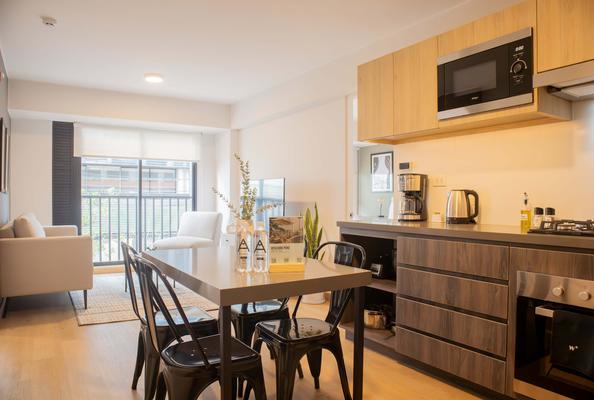 Elegant 2BR w/ Great Balcony in Miraflores