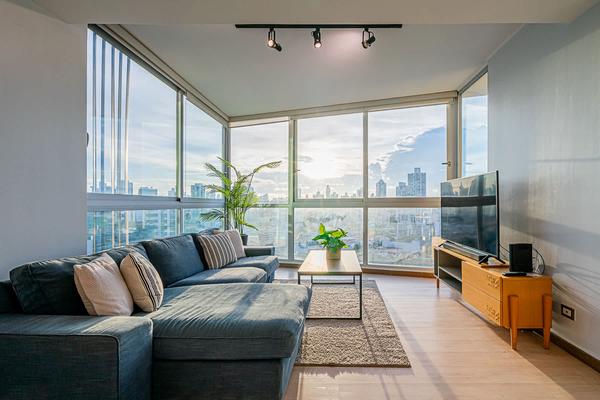 Prestigious 2BR with Perfect Balcony View