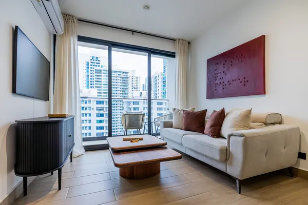 Scenic 1BR w/ Balcony & View in San Francisco