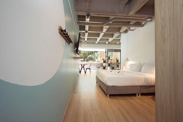 Elegant Loft w/ Private Balcony in Laureles