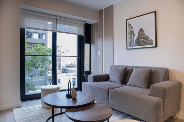 Bright 1BR w/ Balcony in Miraflores