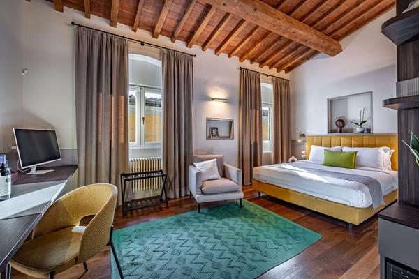 Elegant 1BR Suite in Florencia