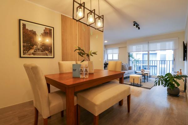 Breathtaking 2BR with Balcony in Miraflores