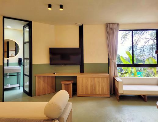 Engaging Loft w/ Terrace & AC in Poblado