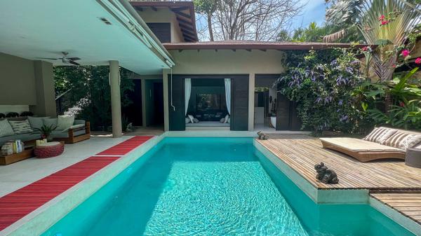 Dreamy 3BR Villa Surrounded by Nature w/ Pool