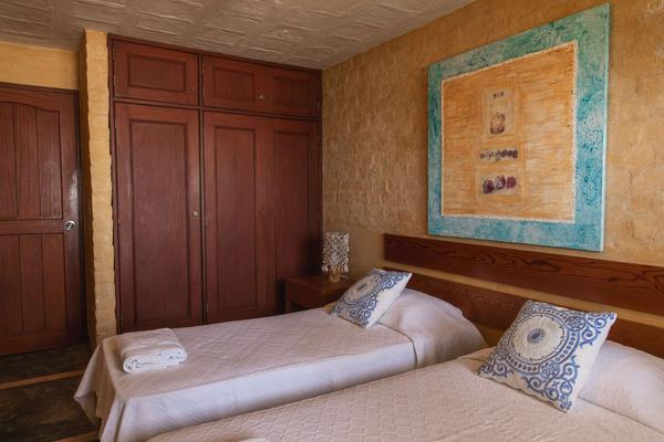 Stylish 5BR House in Mancora