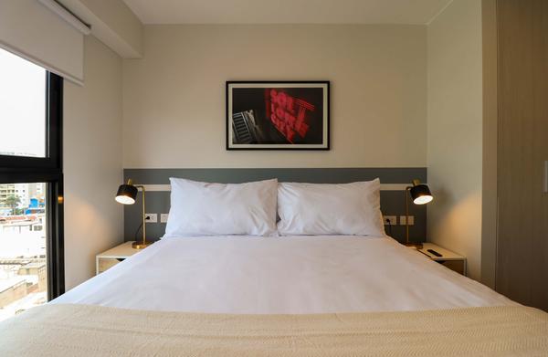 Luminous 2BR w/ Balcony in Miraflores