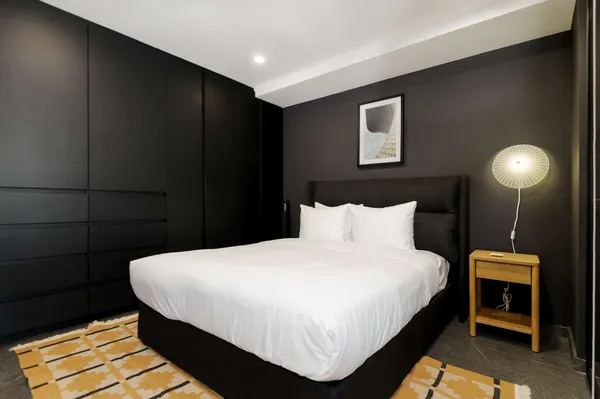 Thoughtful 2BR w/ Balcony in Tabacalera