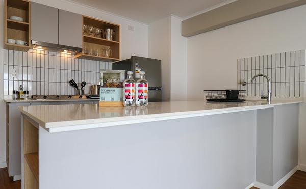 Modern & Bright 2BR w/ Balcony in Miraflores