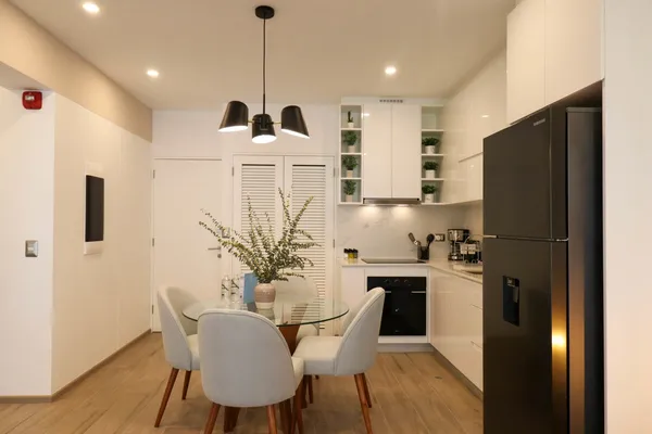 2BR with Balcony in Luxury Building Barranco