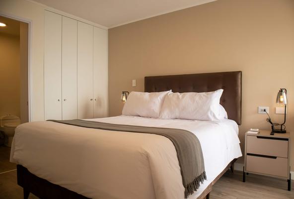 Oceanview 2BR Apartment w/ Pool in Barranco