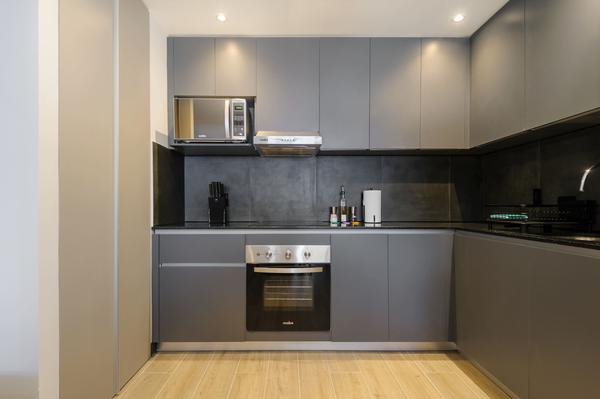 Deluxe 3BR w/ Balcony in Interlomas