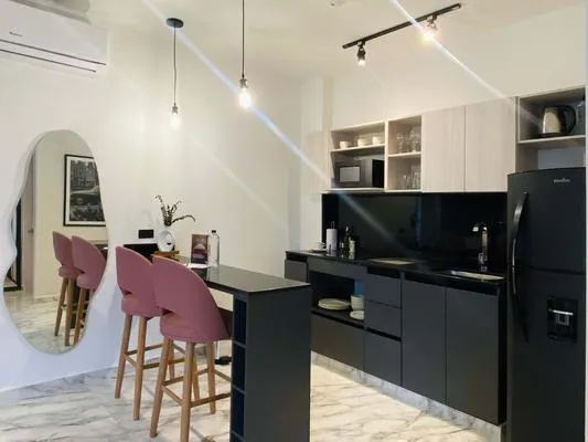 Vibrant 1BR w/ Jacuzzi near Ciudad Amurallada