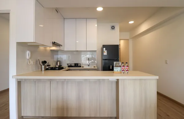 Airy 2BR w/ Balcony in Prime Miraflores