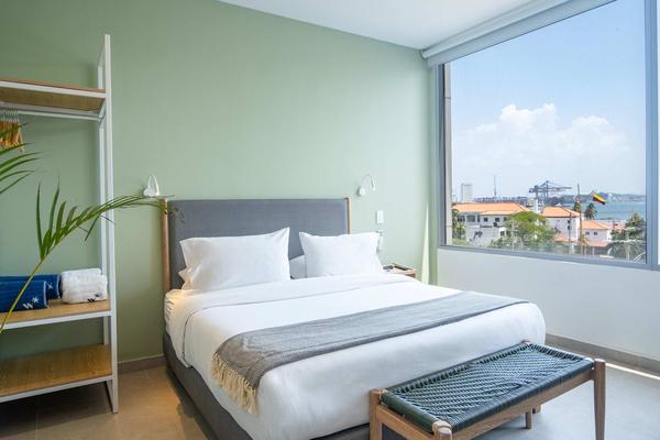 Idyllic 3BR w/ Vibrant Terrace in Bocagrande