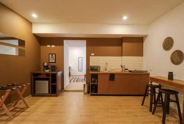 Sunny 1BR in Plaza de Armas w/ Balcony