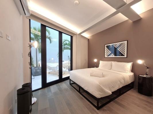 Enchanting 2BR w/ Rooftop Pool In Casco Antiguo