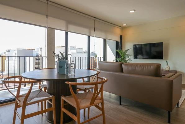 Awesome 2BR with balcony in Miraflores