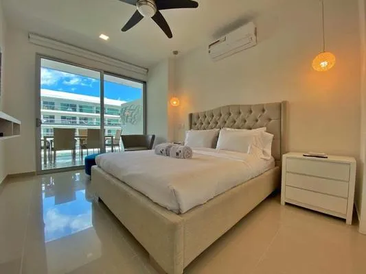 Incredible 2BR w/ unique view n AC