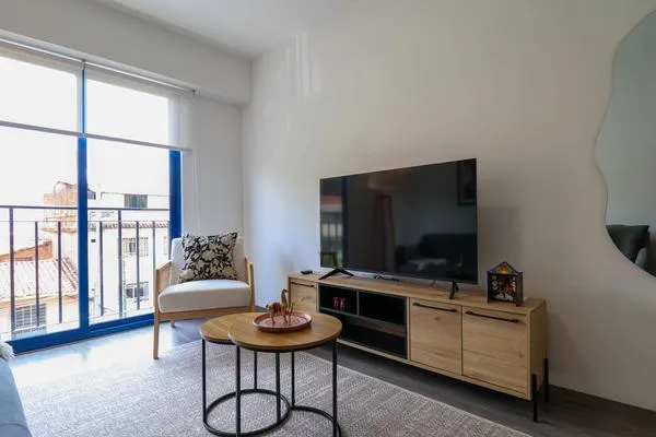Luminous 1BR w/ Perfect Balcony in Cusco