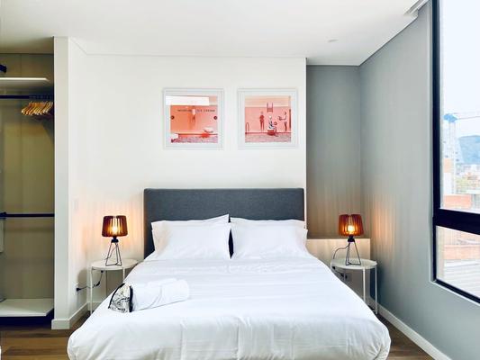 Modern Duplex in Parque Virrey